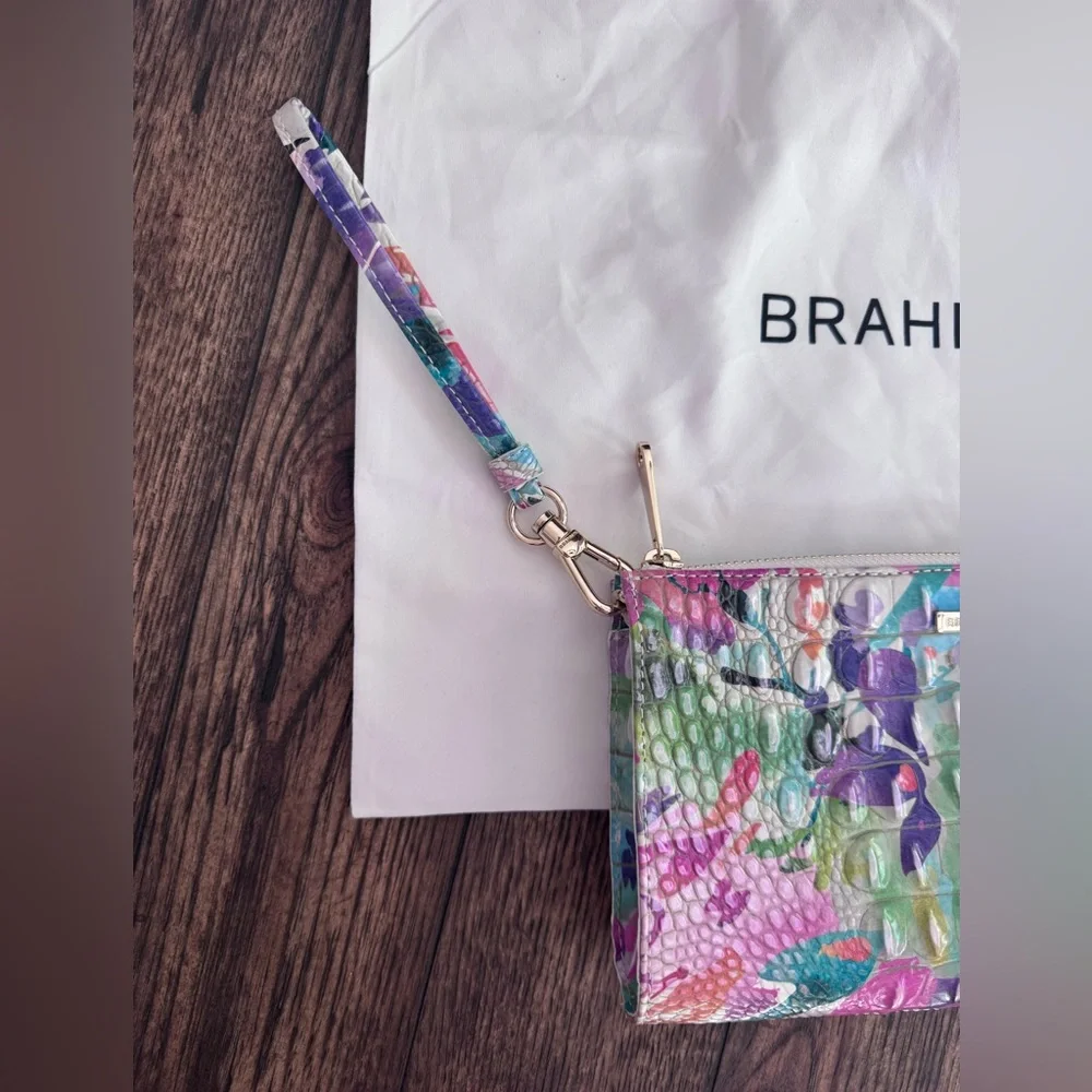 NWOT Brahmin Daisy Daylily Melbourne Leather Wristlet Clutch - Picture 5 of 14